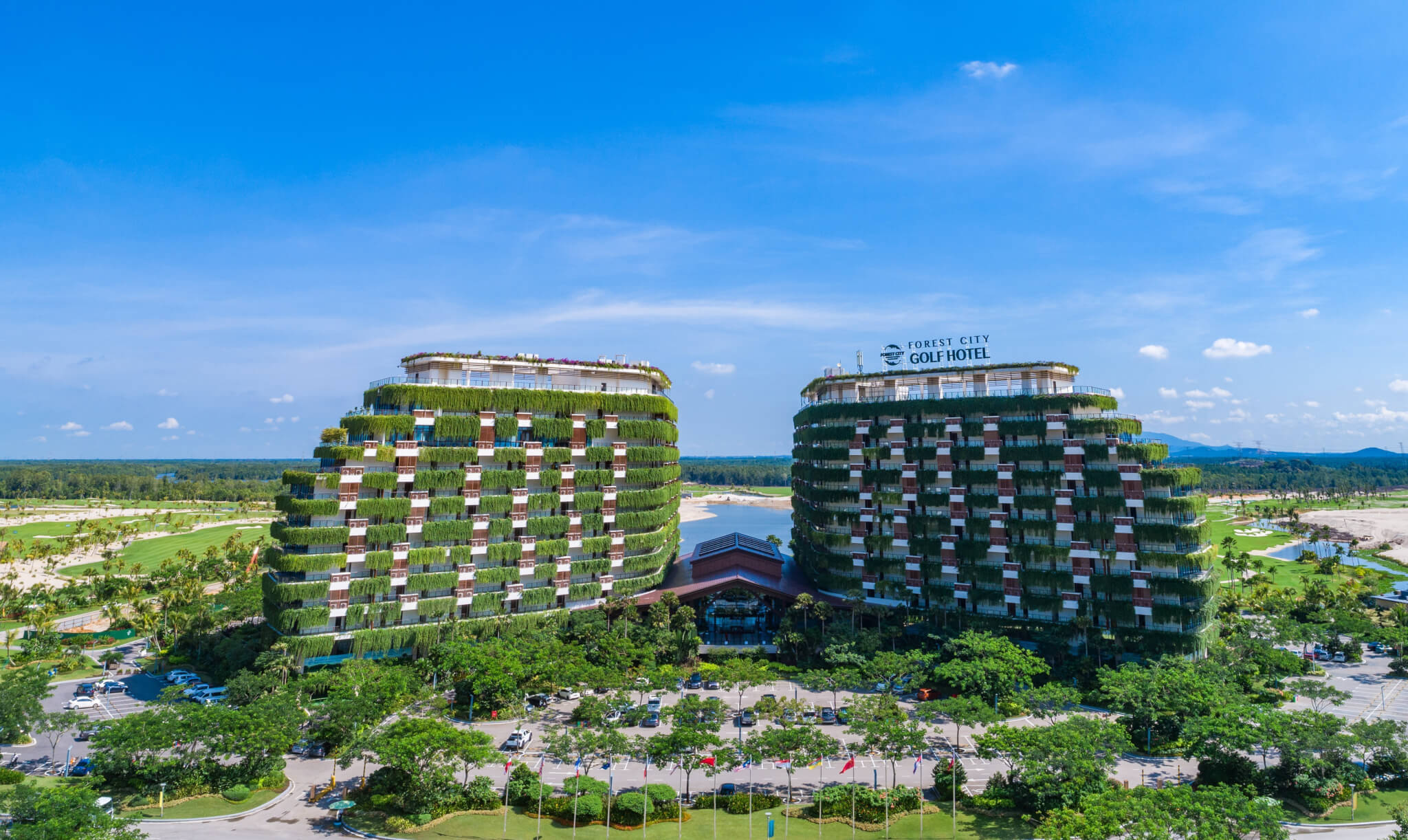 Golf hotel city forest Forest City